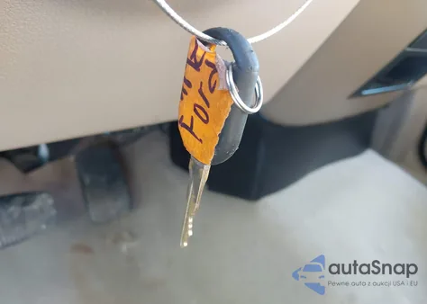 2004 Ford F-150 Lariat/Xlt from USA, damaged, VIN 1FTPW12524KC26868